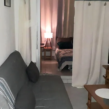 Joli Pied A Terre T2 Corniche *